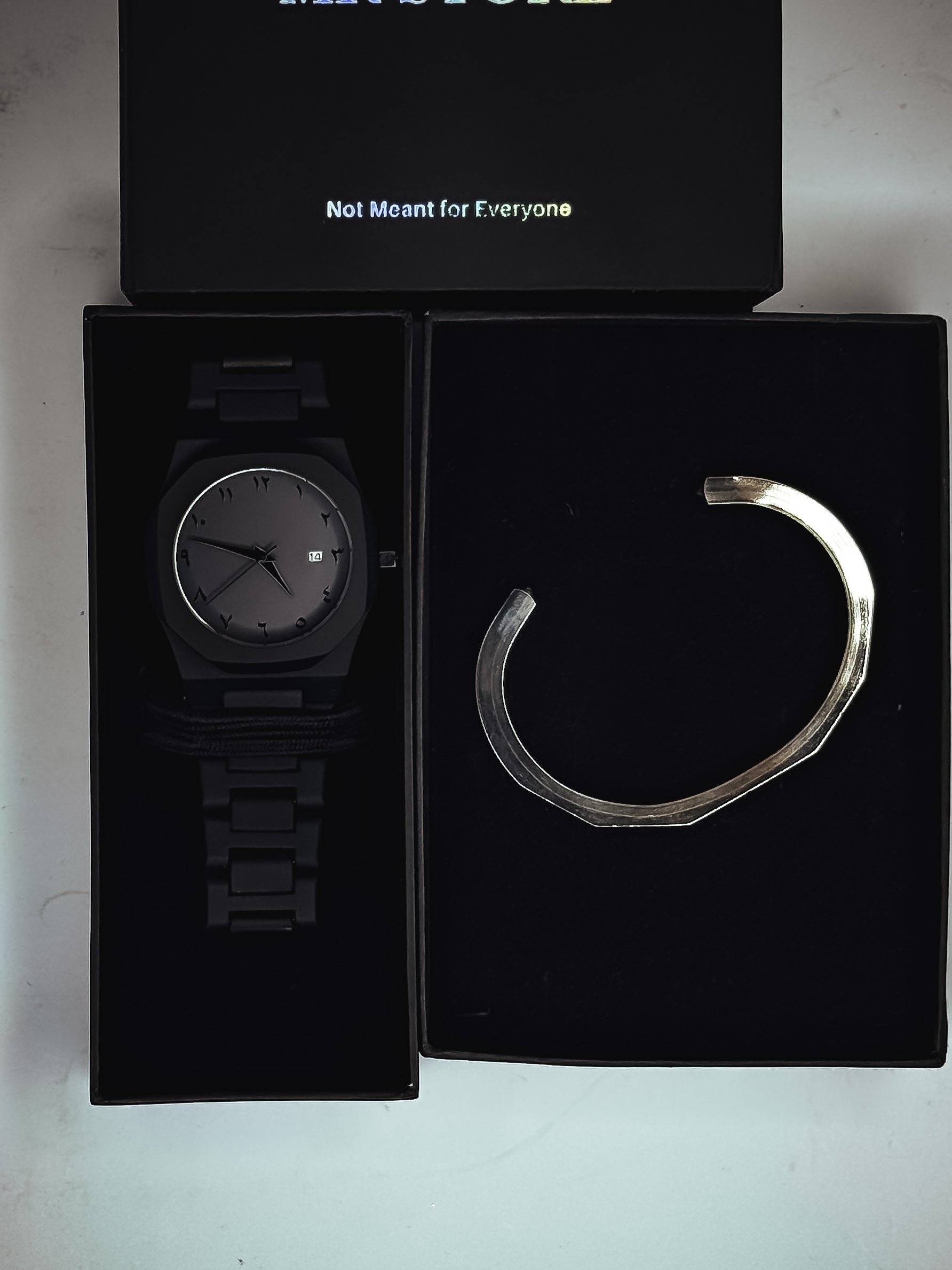Real Aura Watch With Free Bracelet
