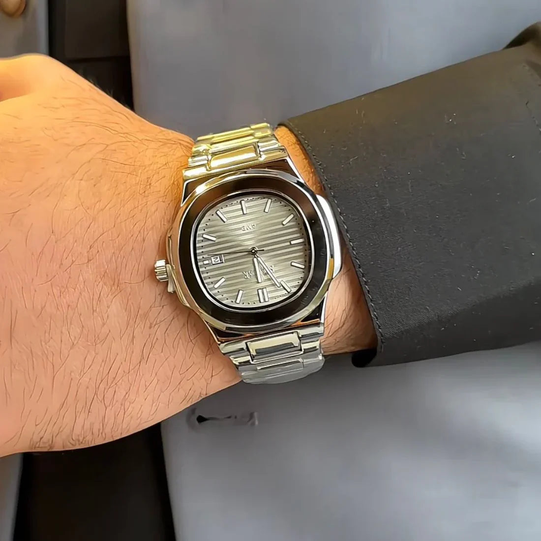 P_P STAINLESS STEEL WATCH